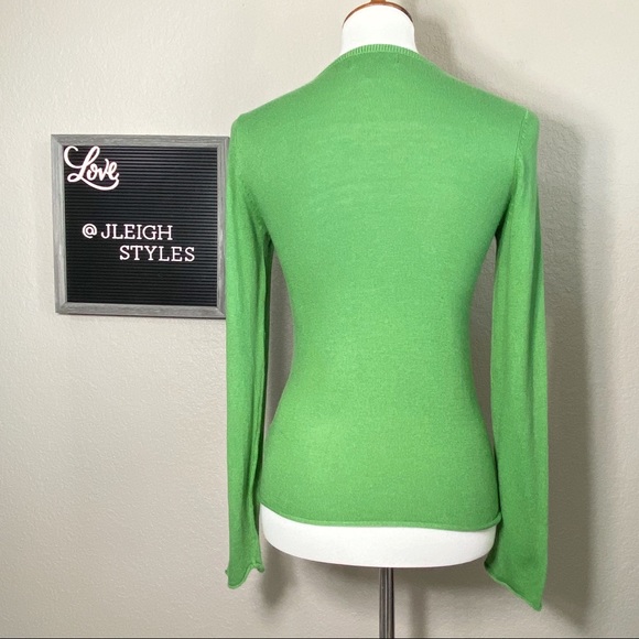 Green Crewneck Raw Hem Lightweight Sweater - Picture 6 of 8